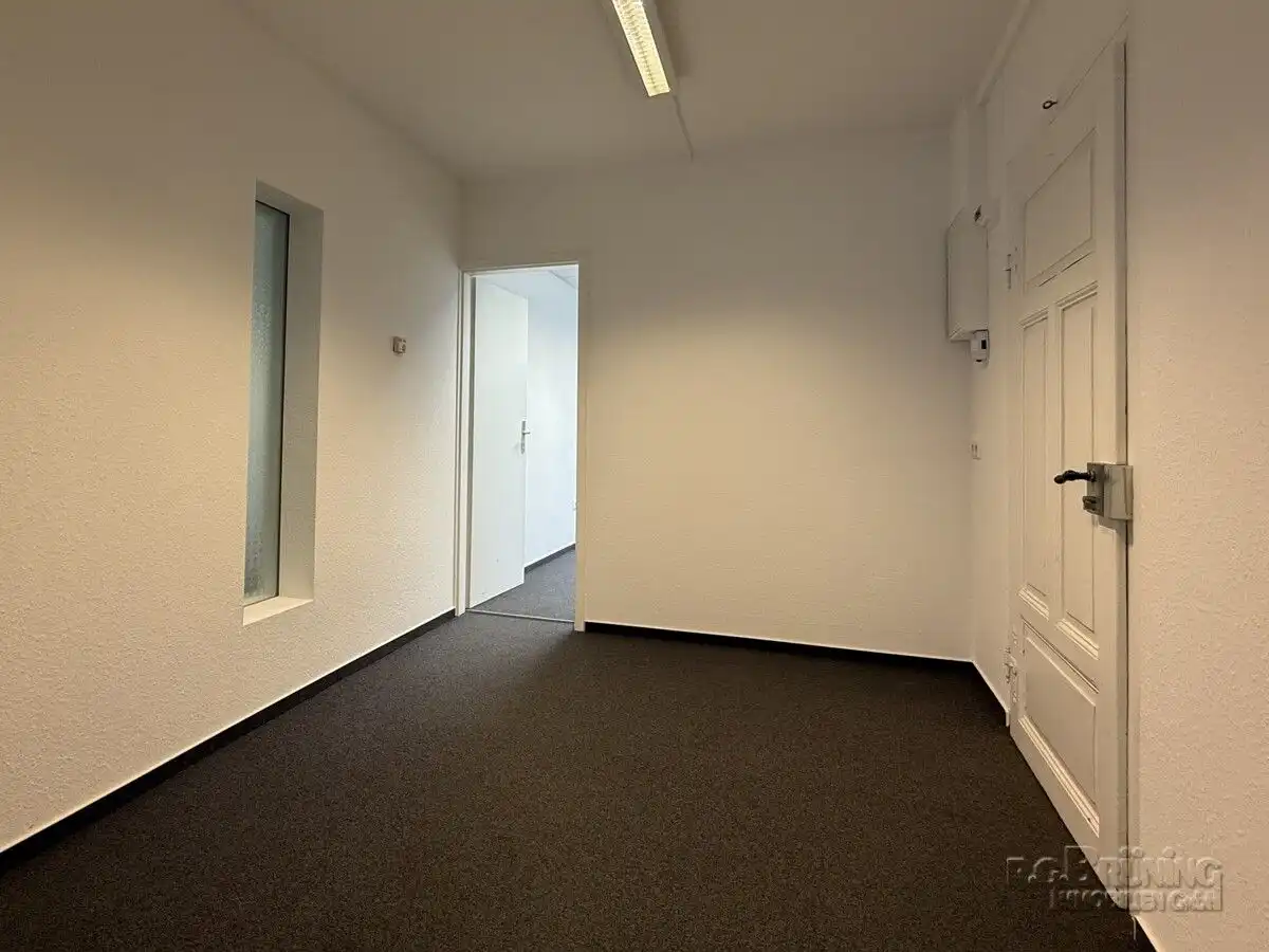 Zwischengang/Wartebereich