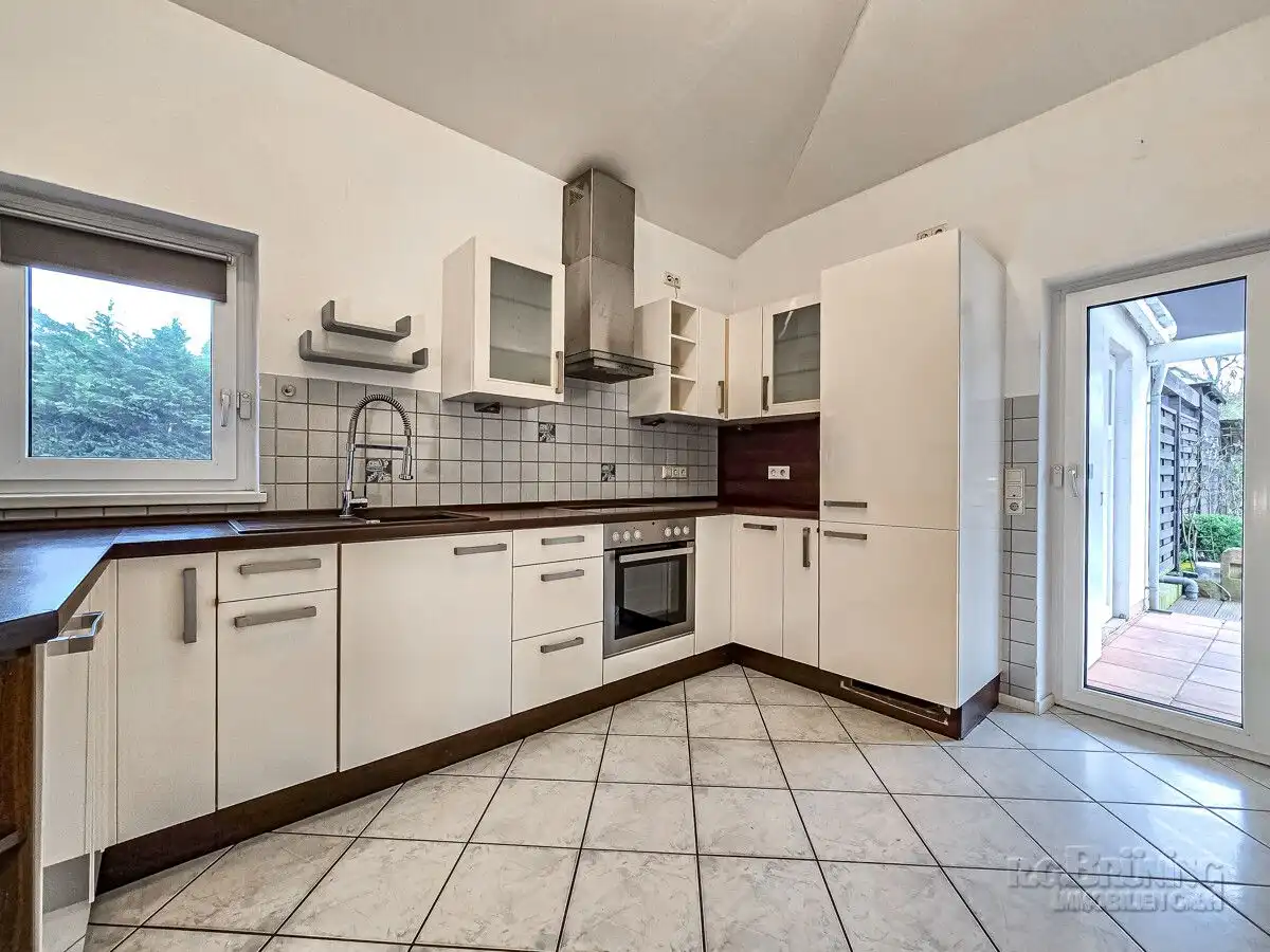 Küche mit EBK Anbau EG