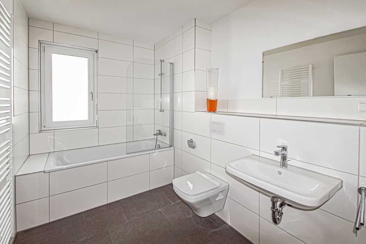 8 Badezimmer