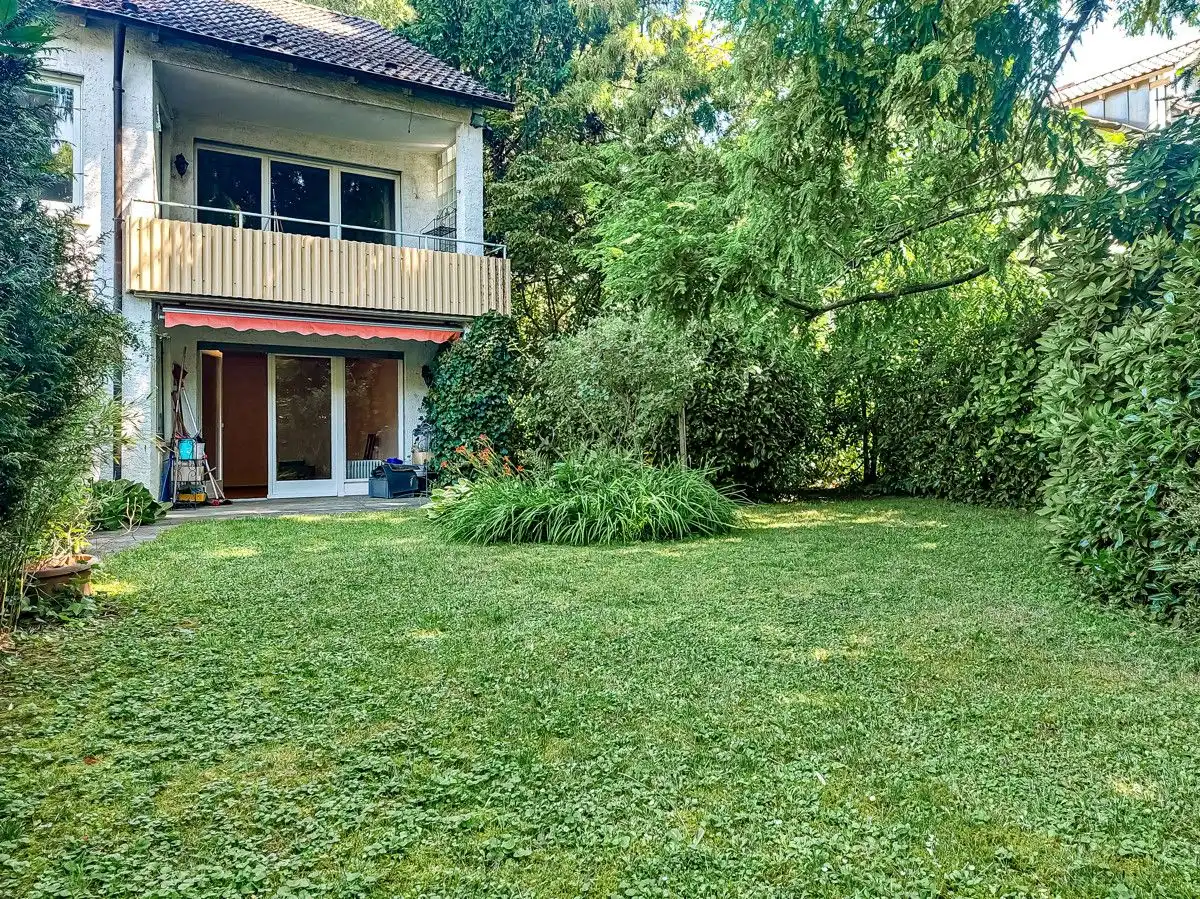 Blick aus dem Garten