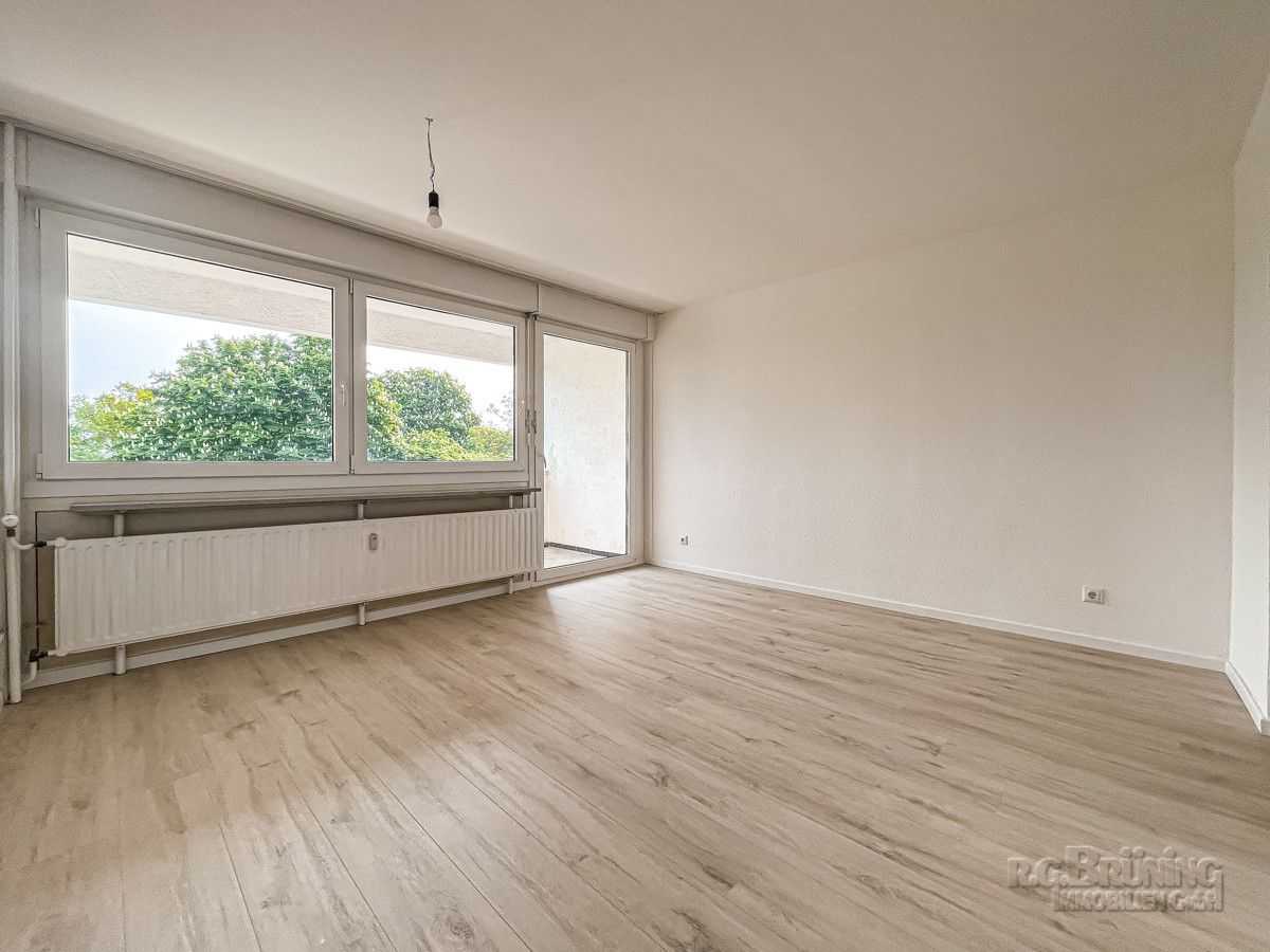Schlafzimmer mit Balkon