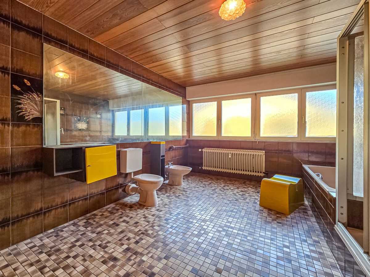 Badezimmer EG