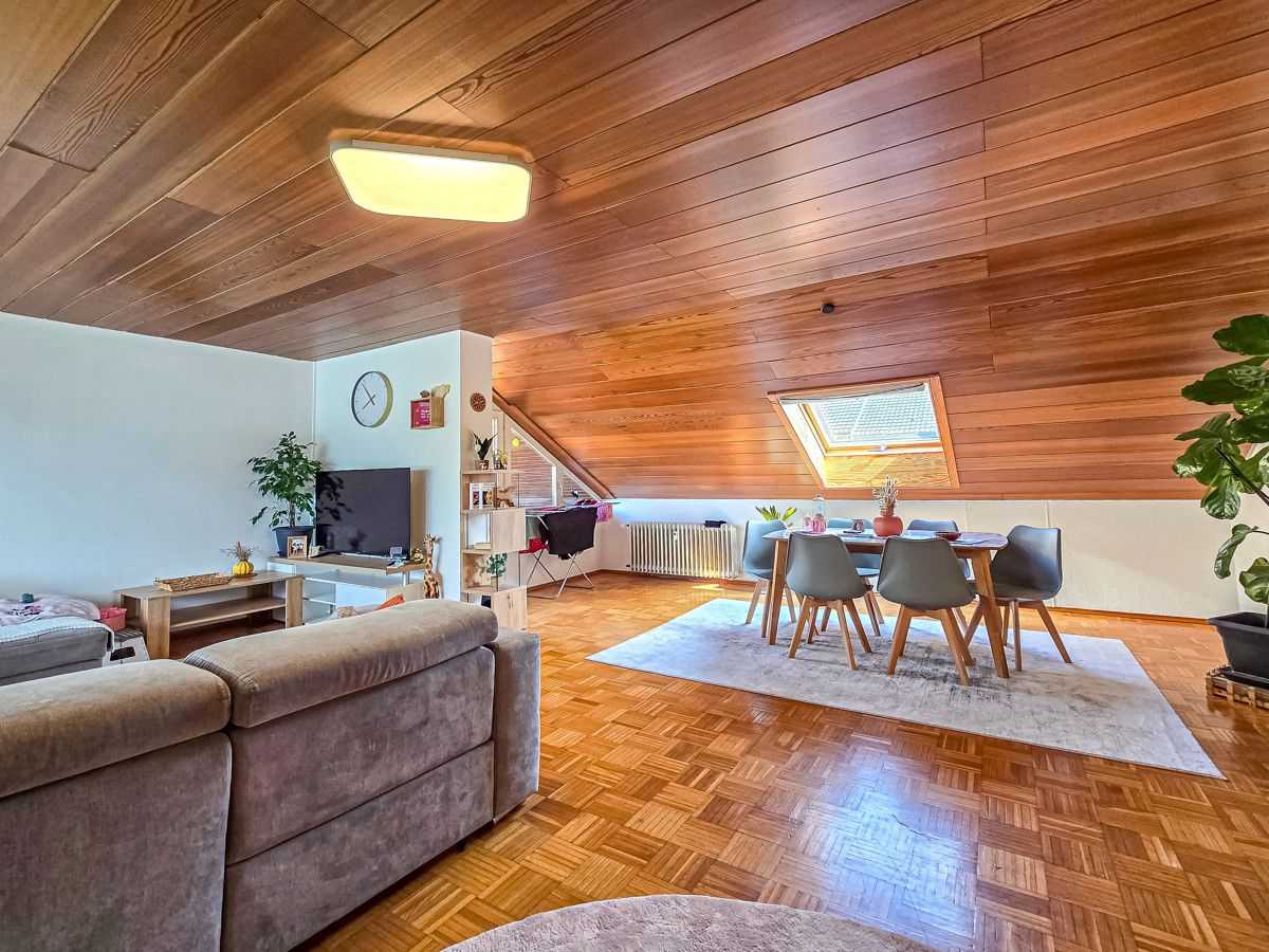 Wohnzimmer DG