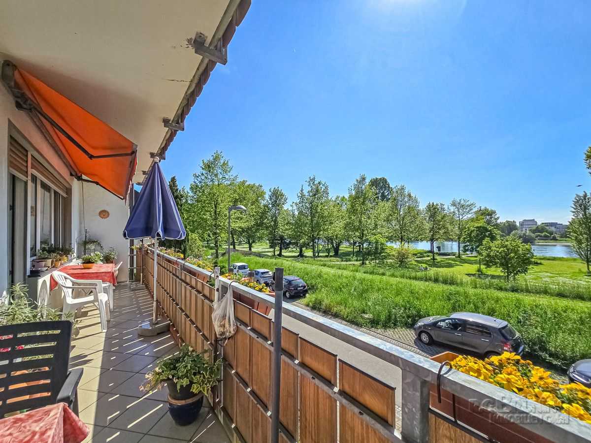 West-Balkon 1. OG links