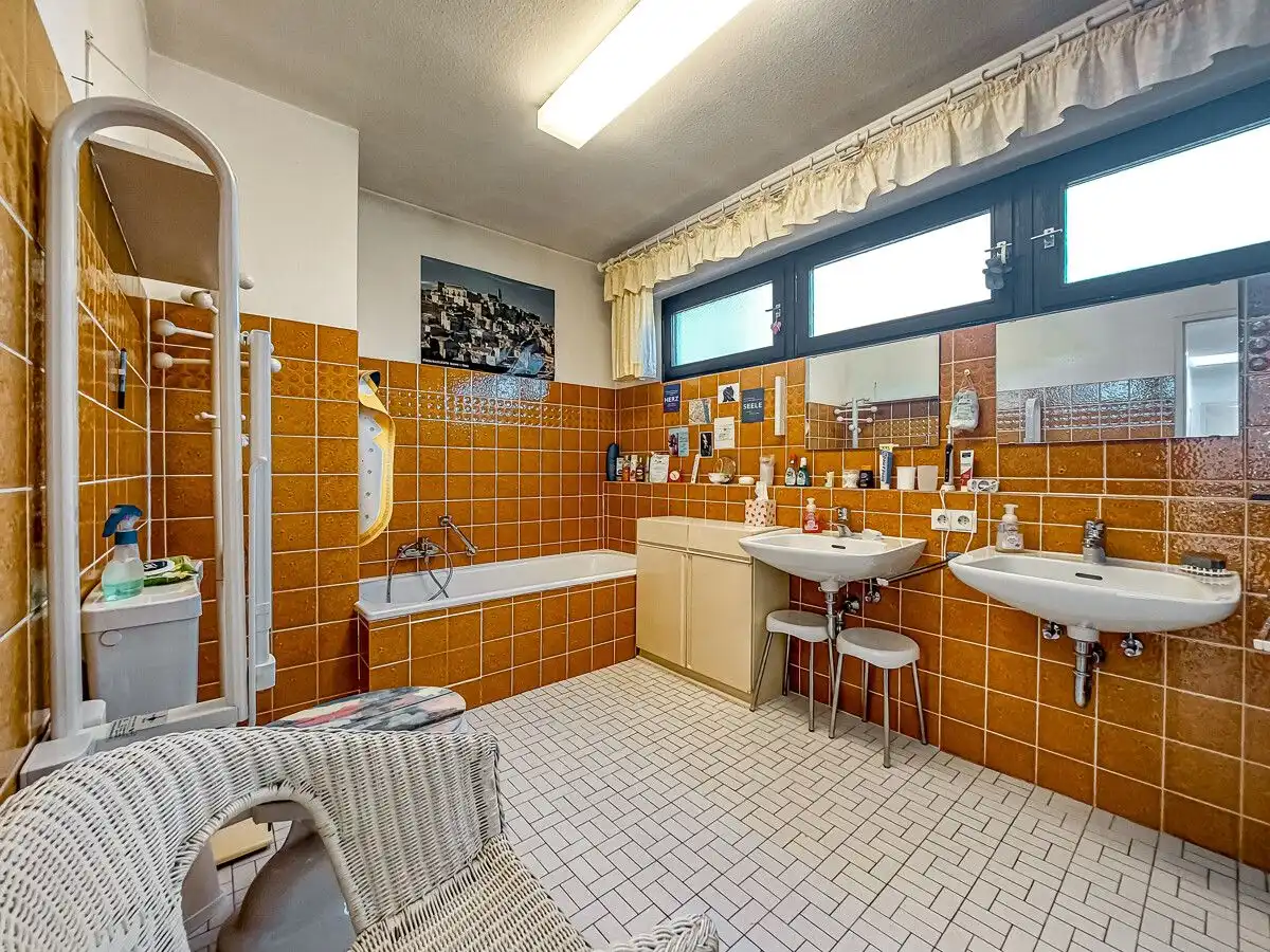 Badezimmer Halbetage oben