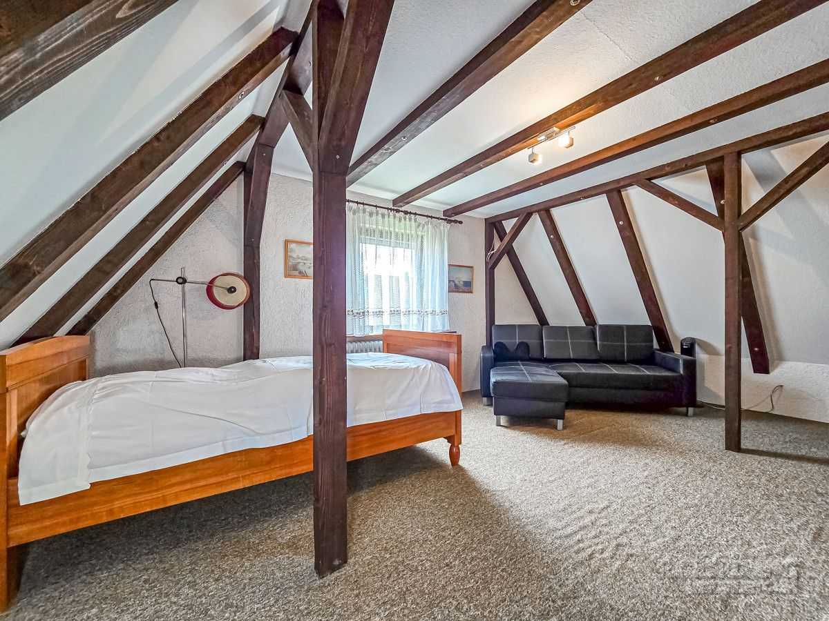 Kinderzimmer im DG
