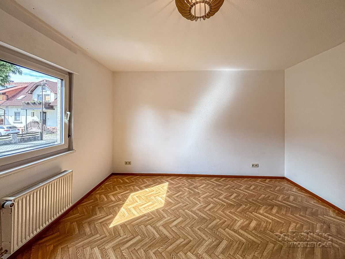 Erdgeschoss Schlafzimmer