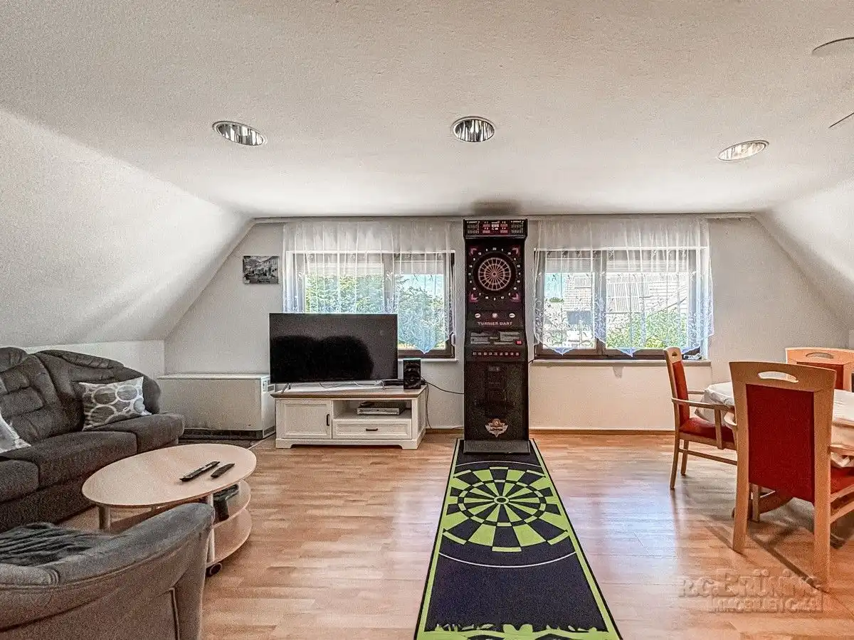 WHG DG links Wohnzimmer