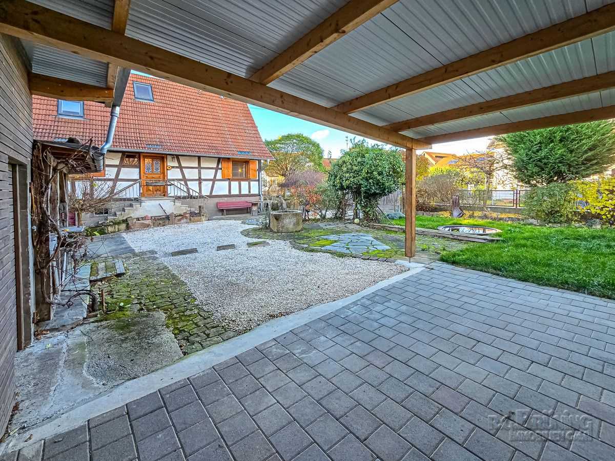 Carport, jardin et cour