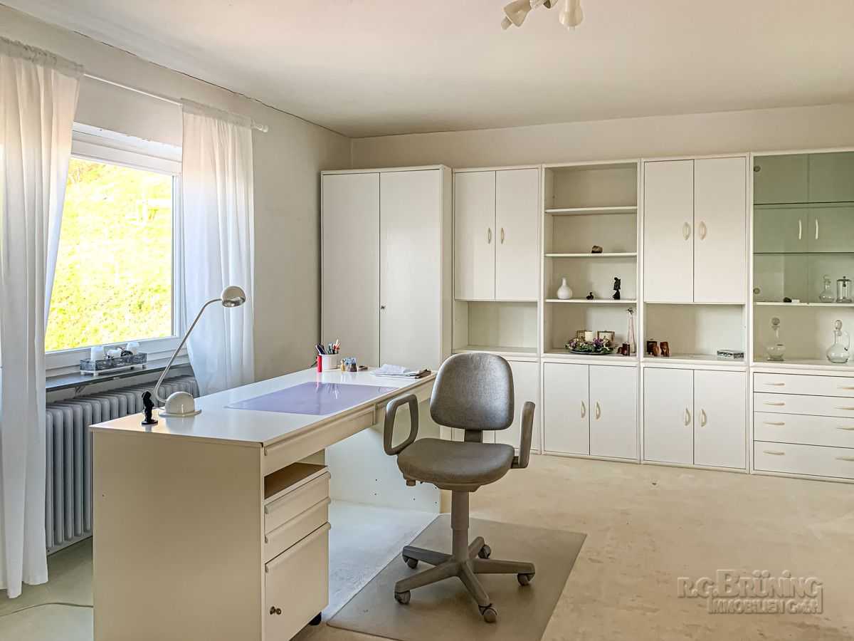 Chambre d'enfant / bureau à l'étage supérieur