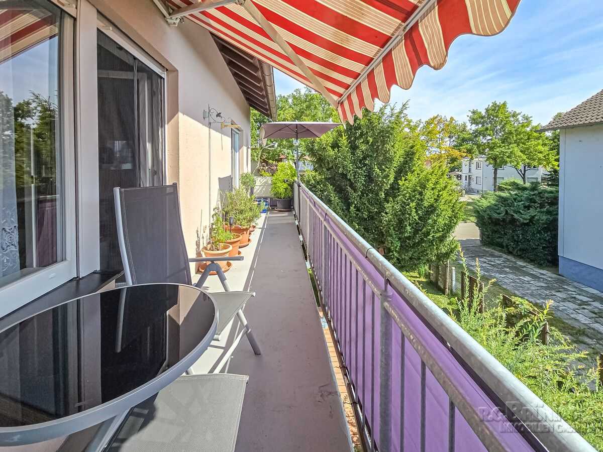 Balkon OG
