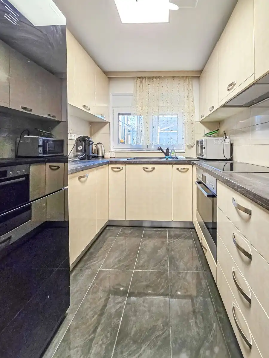 WE 3 | Küche mit Einbauküche